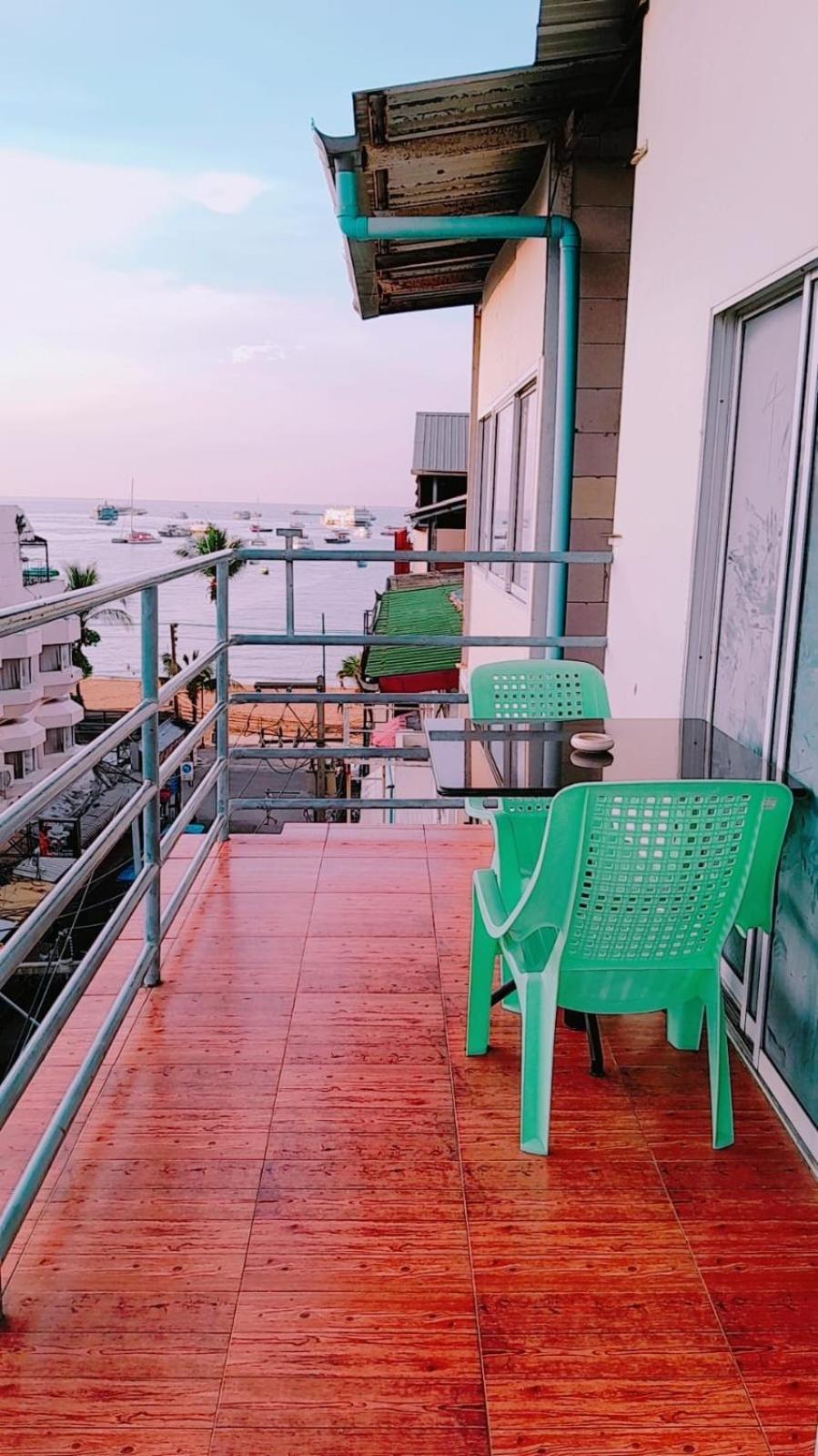 New Pind Balluchi Inn Pattaya Ngoại thất bức ảnh
